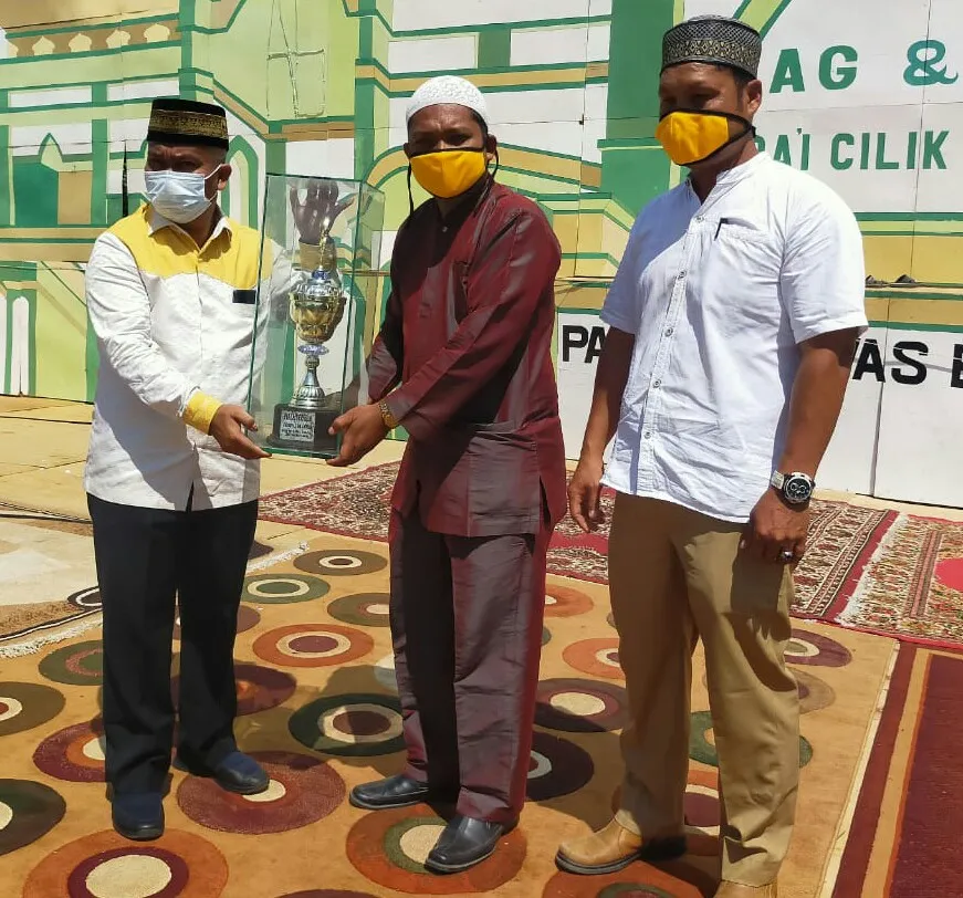 SDN 0102 Sibuhuan Juara Umum Lomba Da'i Cilik