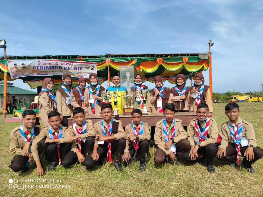 Gudep Pramuka Ponpes Ja'fariyah Hutaibus Juara Umum Perkemahan Perimtaq XII 
