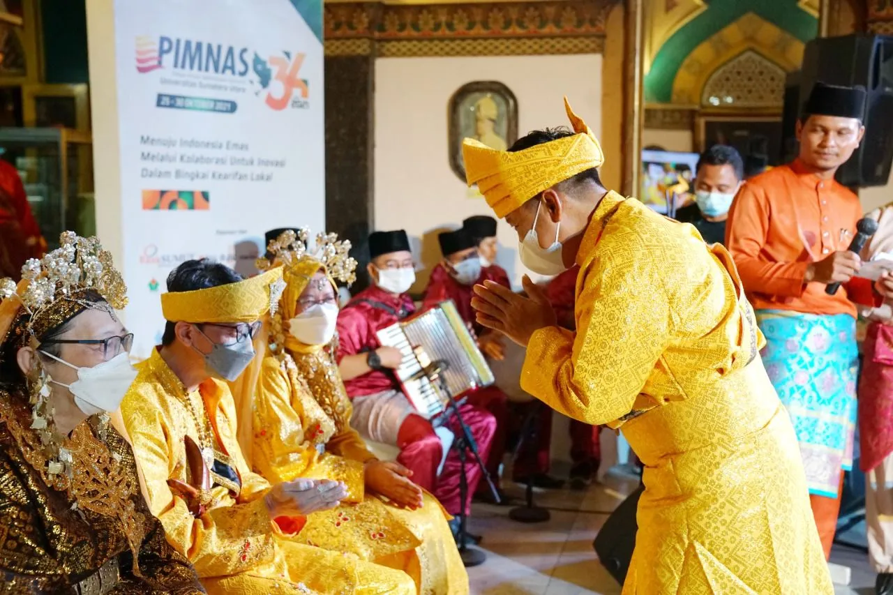 Malam Ramah Tamah PIMNAS USU dalam Balutan Kemilau Adat Melayu