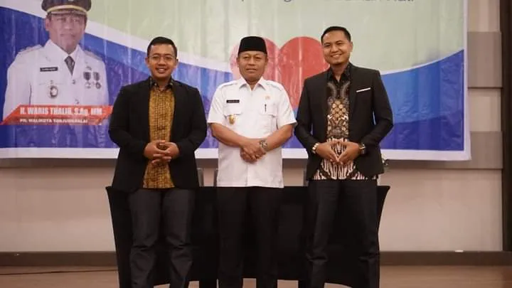 Plt.Wali Kota Waris Thalib Buka "Exlusive Seminar Conscience" Memulai Hidup Dengan Kebaikan Hati"