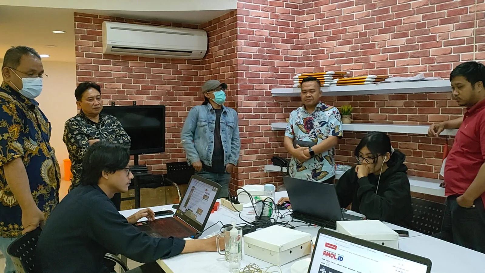 CEO dan Pemred Bisanews.id Kunjungi Redaksi RMOL.id 