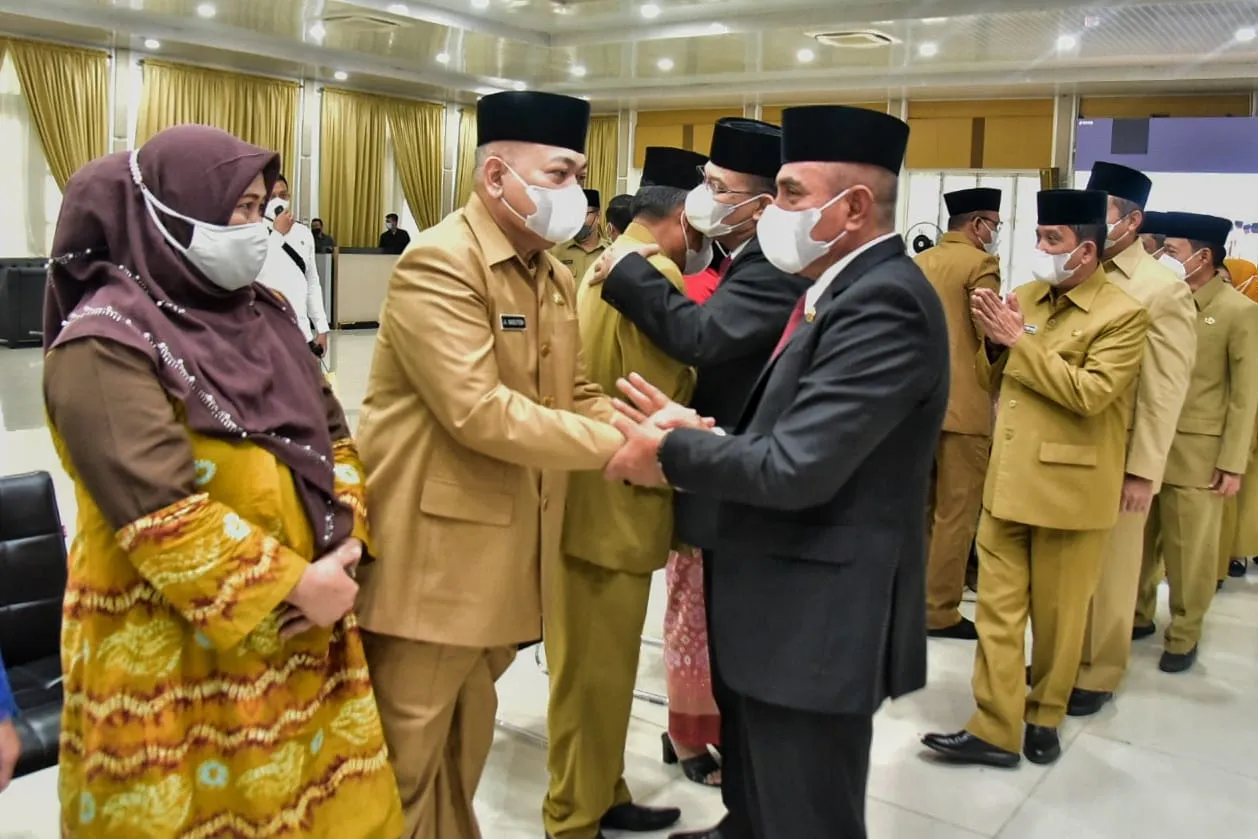 Edy Rahmayadi Lantik 11 Kepala OPD