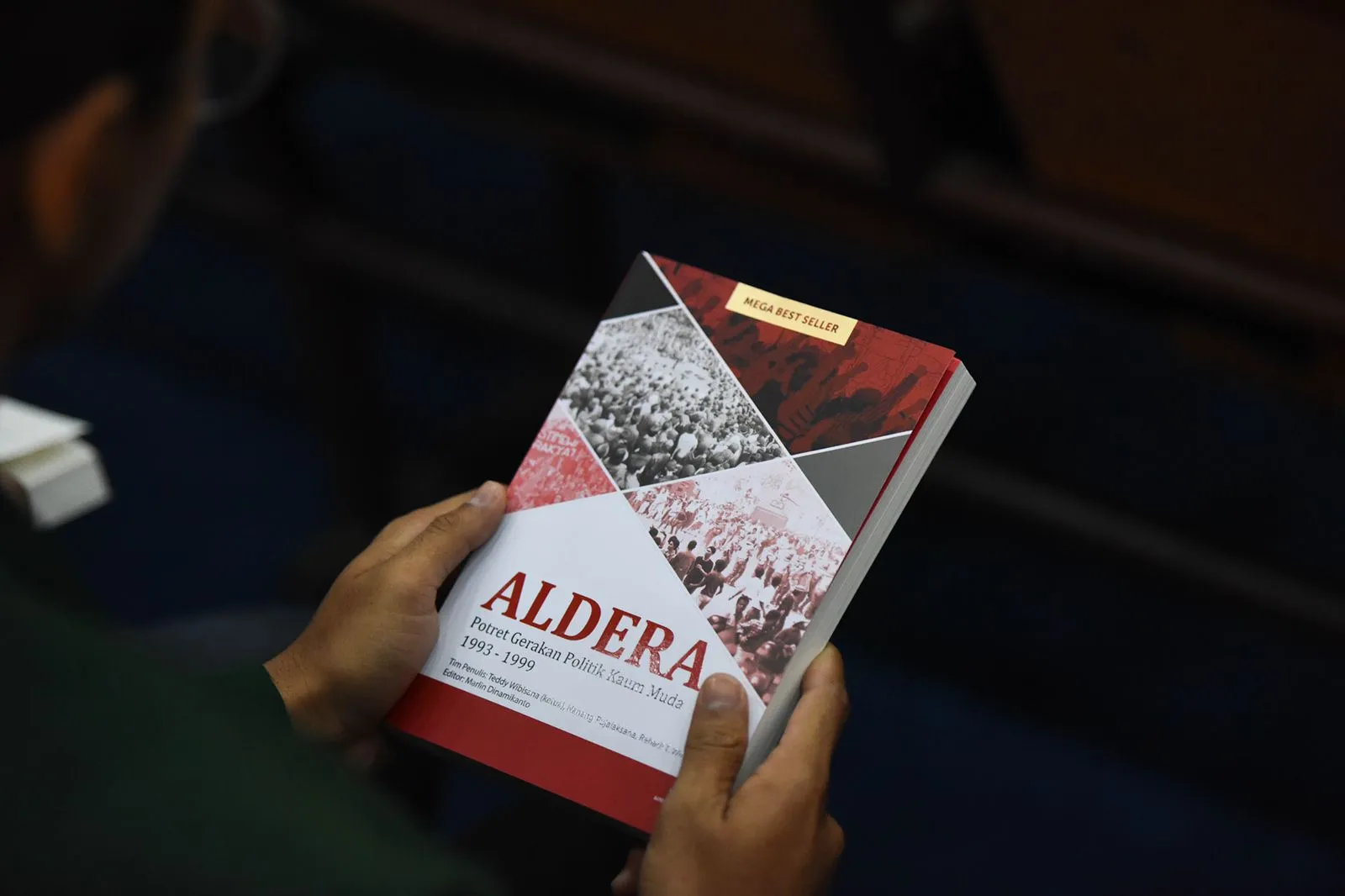 Bedah Buku ALDERA di USU, Kaum Muda Kawal Konstitusi