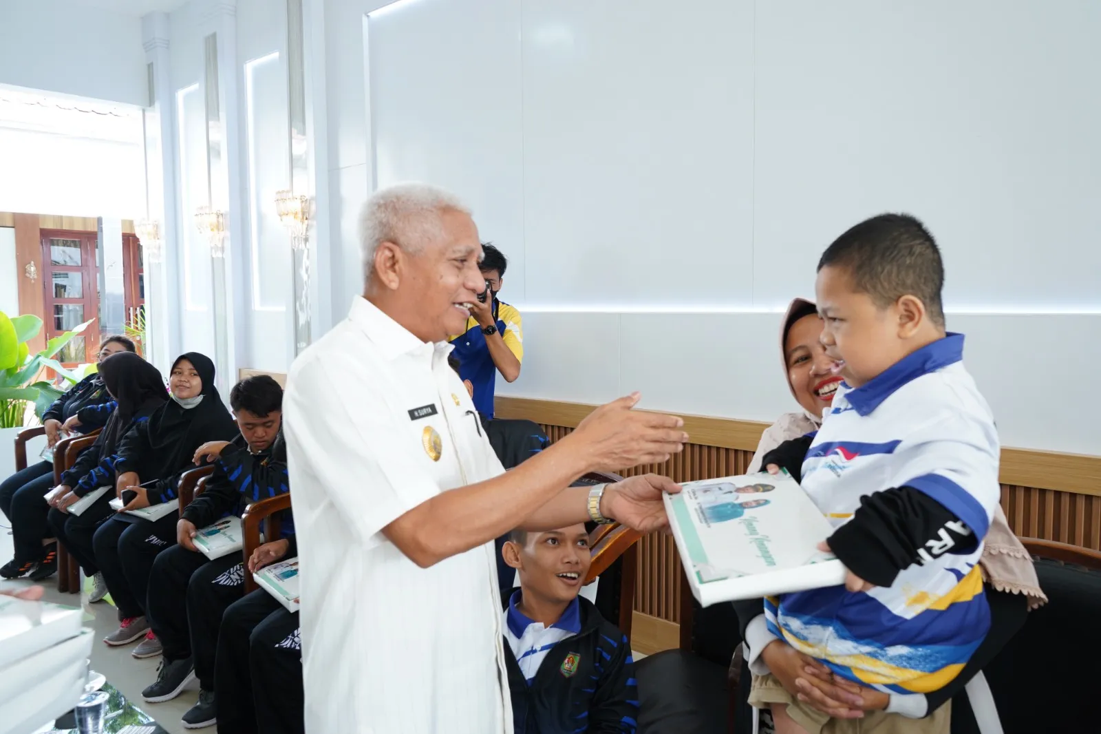 Bupati Asahan Lepas Atlet NPC Bertanding di Peparprovsu
