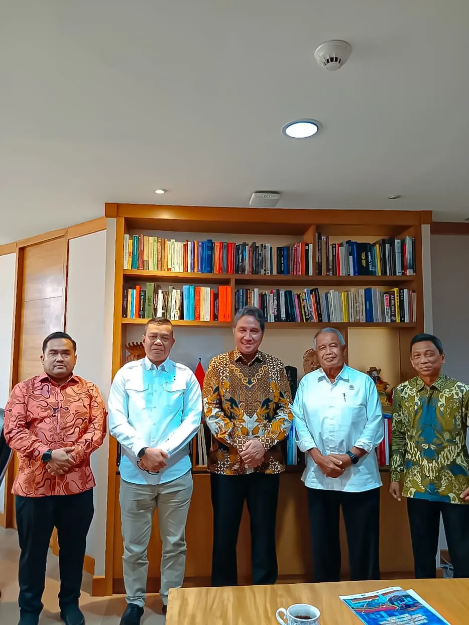 Pj. Bupati Batu Bara dan Kemendikbud RI Bahas Rencana Pelestarian Istana Niat Lima Laras