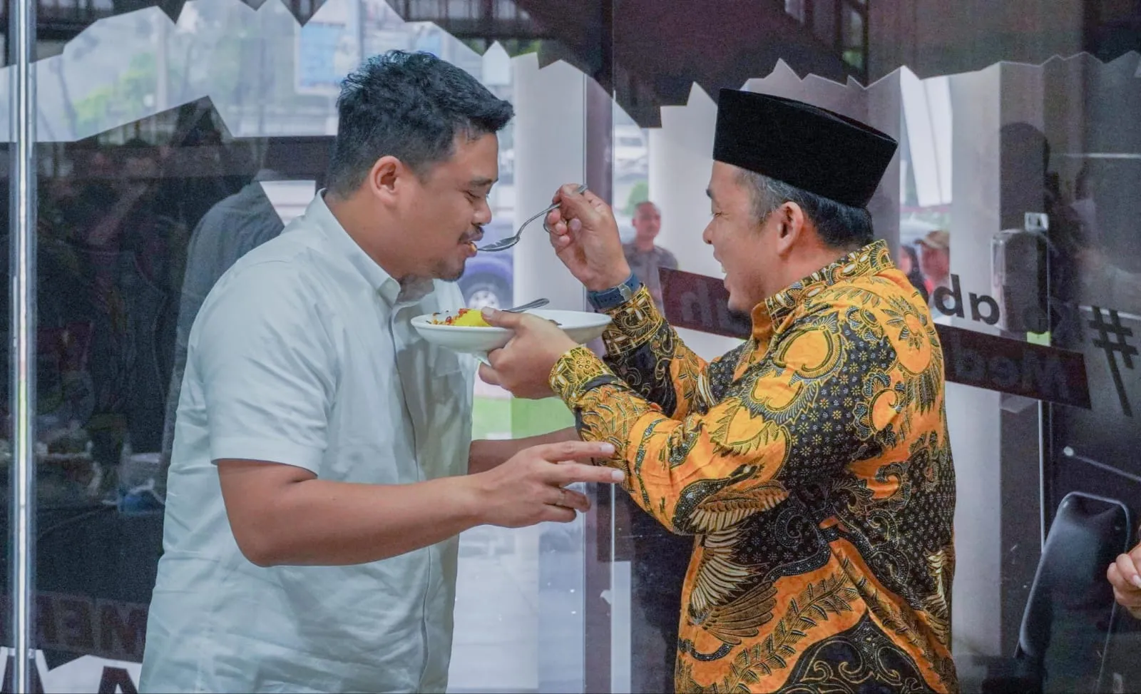 Syukuran Ultah Ke-33 Bobby Nasution.