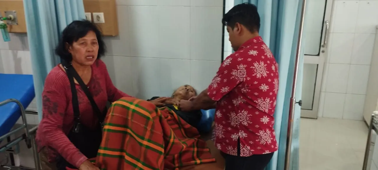 Polsek Perbaungan Gerak Cepat Respon Call Centre 110 Bantu Warga Lansia Alami Sesak Napas