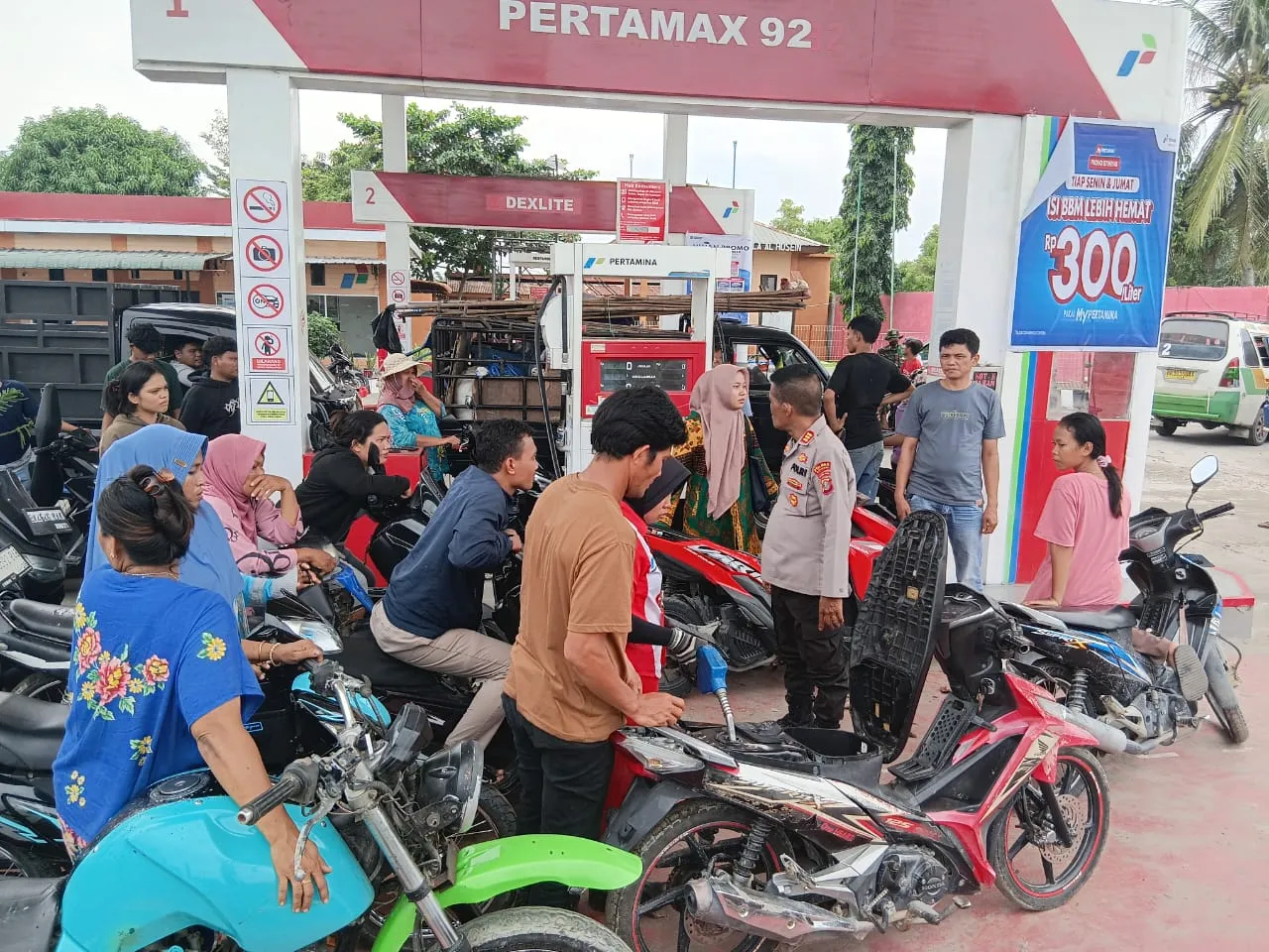 Polsek Medang Deras Pantau SPBU  Akibat Keterlambatan Distribusi