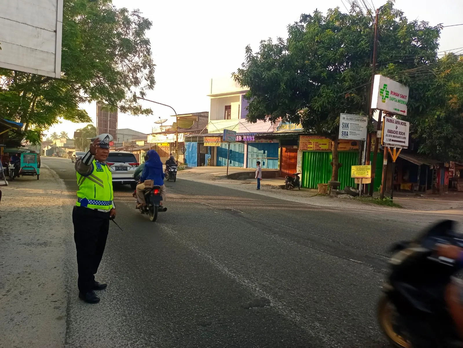 Sat Lantas Polres Batu Bara Laksanakan Pengaturan Lalu Lintas di Sejumlah Titik Rawan Kemacetan