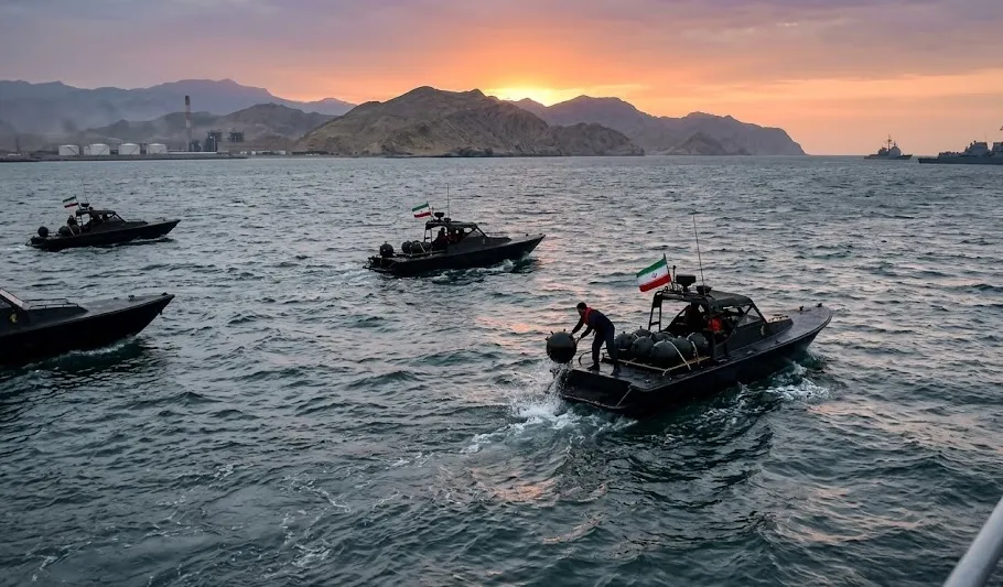 Iran Klaim Pasang Ranjau di Selat Hormuz, Trump Ancam Hancurkan Infrastruktur Iran