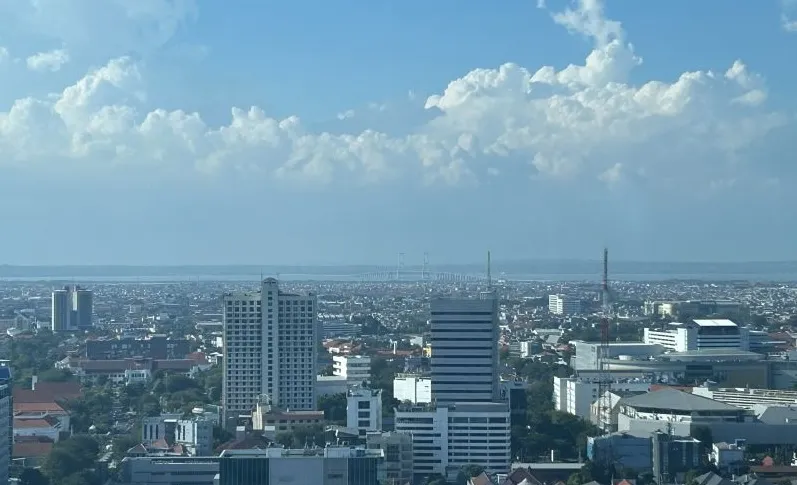 Senin, cuaca di sebagian besar wilayah RI diperkirakan sangat berawan