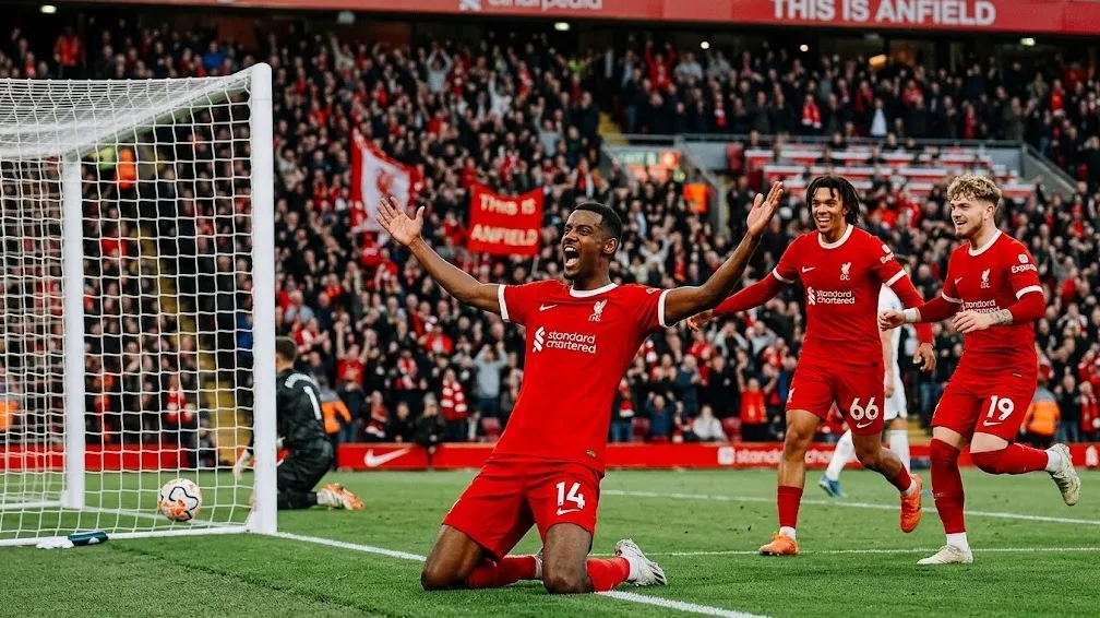 Brace Isak Antarkan Liverpool Raih Kemenangan Perdana Musim Ini
