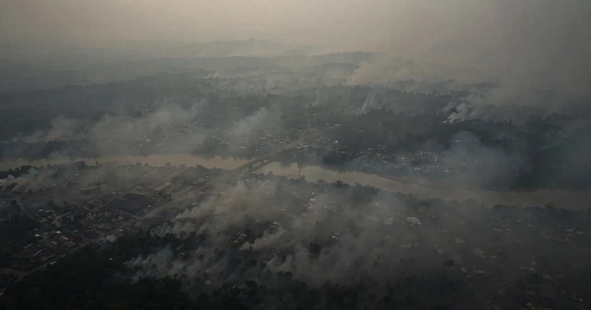 Kabut Asap Karhutla Masih Menyelimuti Palangka Raya, Warga Diimbau Pakai Masker