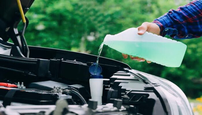 Radiator Coolant vs Air Tetesan AC: Tanya Jawab Lengkap untuk Perawatan Mesin Optimal